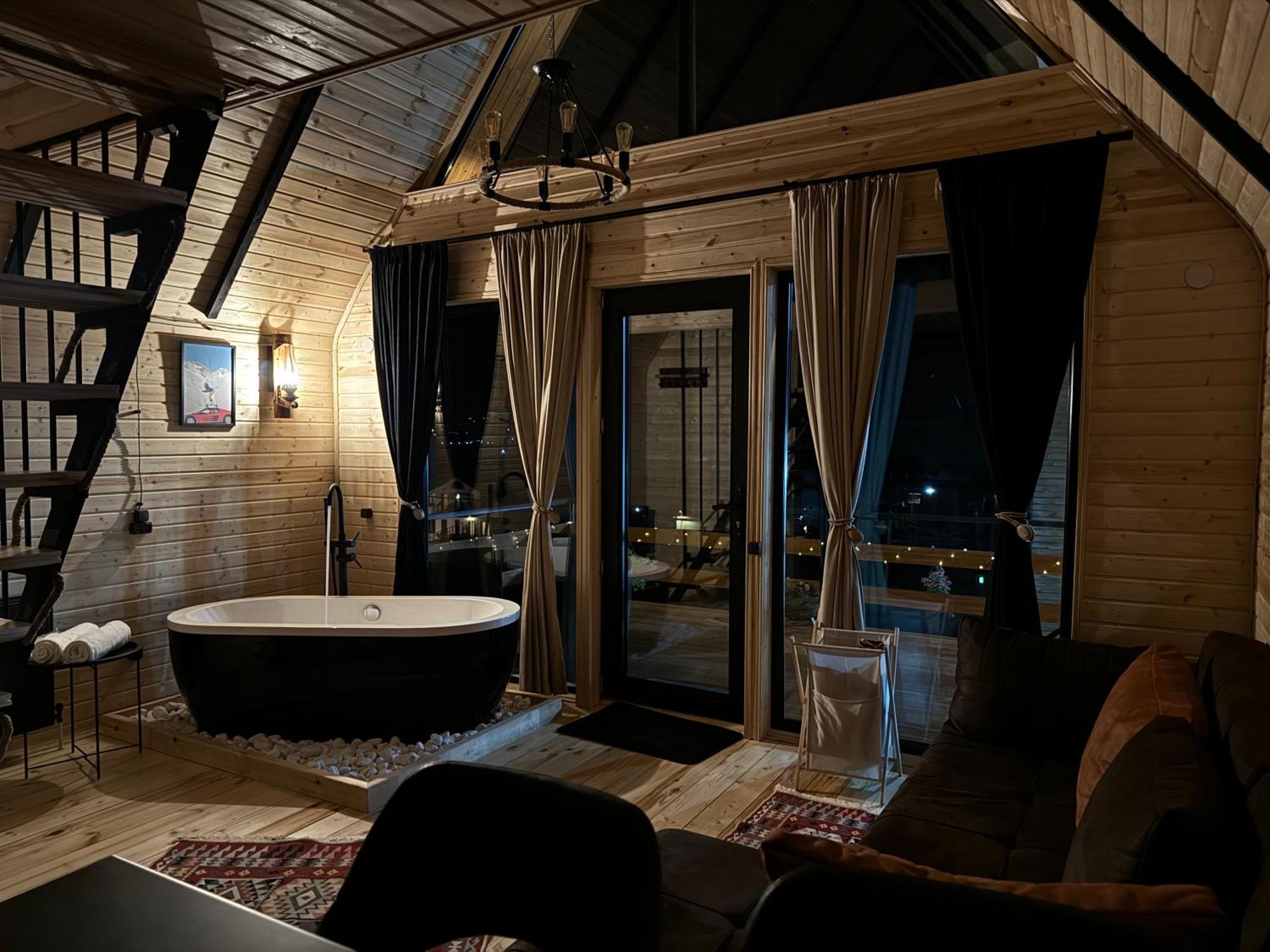 Outdoor Cottages Kazbegi Exterior foto